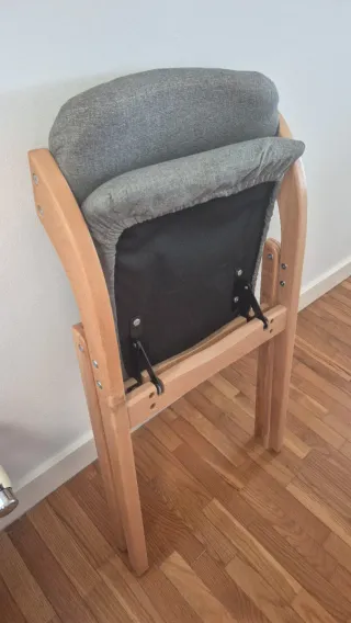 Silla plegable de madera y tela