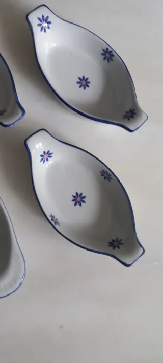 4 Fuentes pequeñas aperitivo porcelana