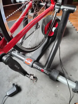 Rodillo Smart Z Pro y bicicleta carretera