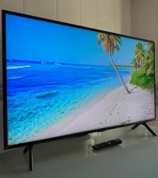 Tv Samsung 55" Smart TV 4K UHD Wifi