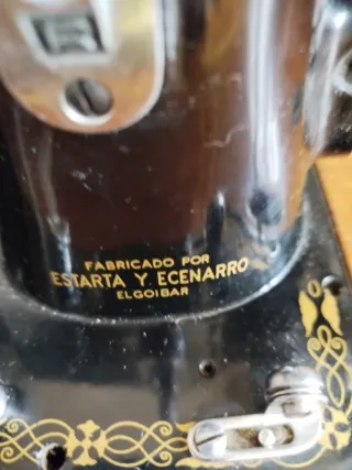 Máquina de coser Sigma vintage con caja original