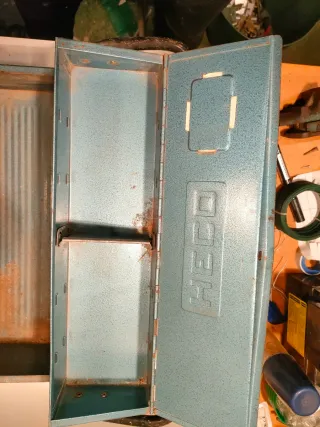 Caja de herramientas HECO vintage