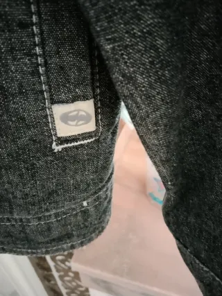 Cazadora vaquera gris