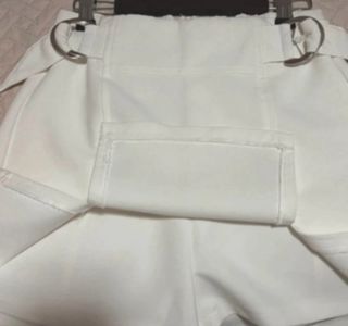 Falda pantalón blanca