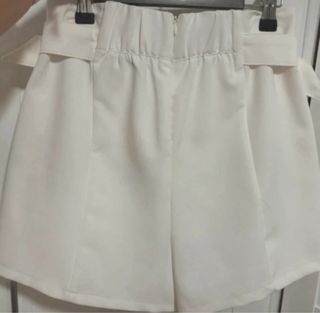 Falda pantalón blanca