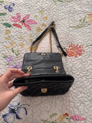 Bolso Valentino Negro Dorado
