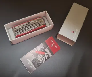 Navaja Victorinox Swiss Champ Nueva