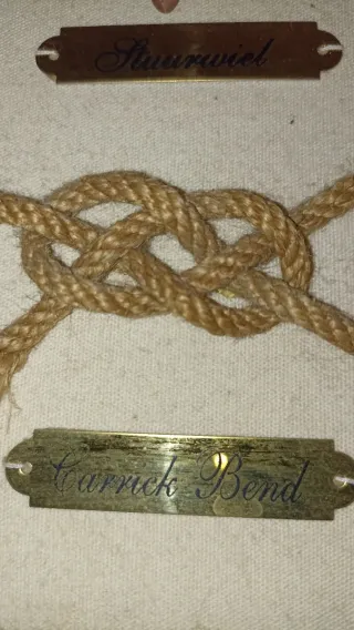 "Los Nudos Marinos" Un cuadro de colección