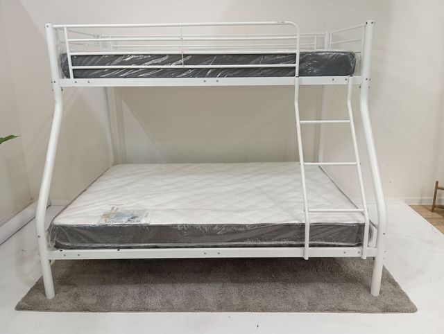 Litera Marimonial y 02 colchones, OFERTA!