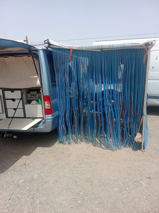 Furgoneta Ford Tourneo de 140 CV.