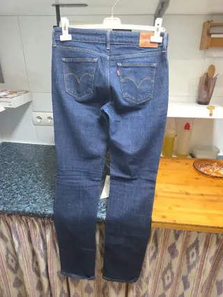 Vaqueros Levi's Talla 28