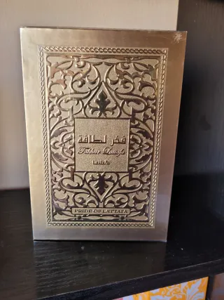 Perfume Árabe Lattafa Pride of Lattafa Dorado