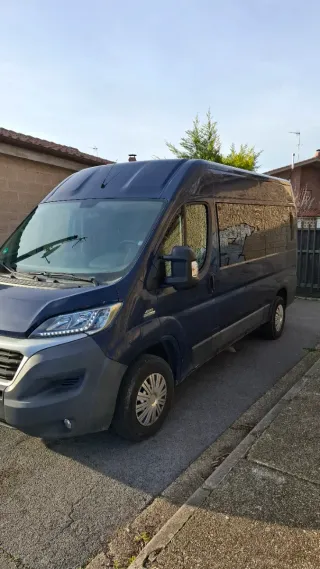 Alquiler furgoneta 9 plazas