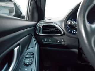 Hyundai i30 1.6 CRDI 115CV 5P