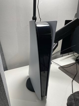 Playstation 5 Digital 825GB + 2 Controller