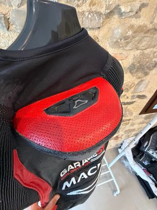 Mono de moto Macna italiano