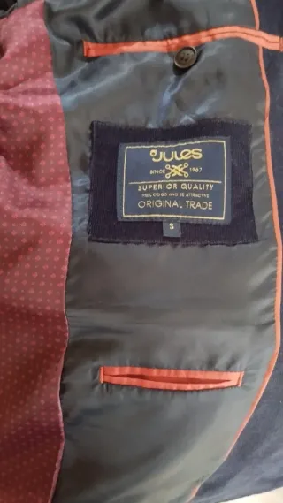 Americana de pana azul marino