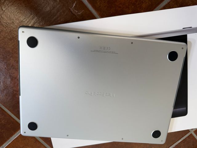 MacBook Pro 14" M3 512gb perfecto,  con garantia