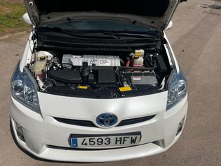 Toyota Prius 2011