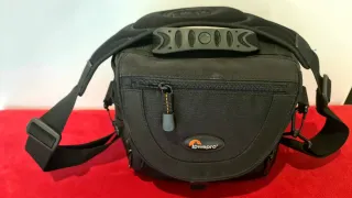 Nikon Df negra con objetivo AF-S Nikkor 50mm f/1.8