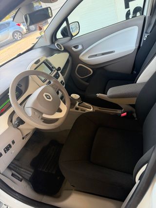 Renault ZOE 2015   IMPECABLE