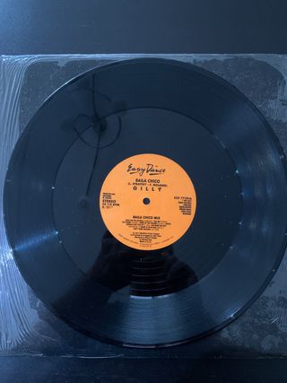 Gilly - Baila Chico Mix Vinilo Easy Dance