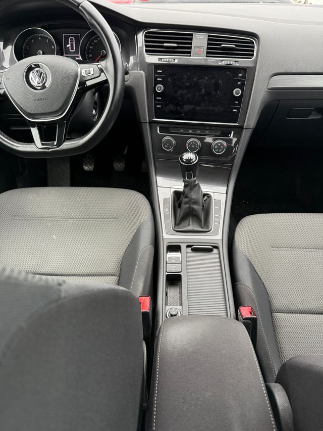 Volkswagen Golf Advance 1.0 TSI 81kW (110CV) DSG Variant
