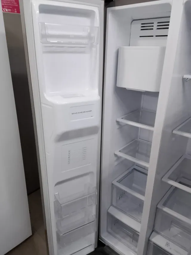 Nevera Electrolux  side -by-side Acero Inoxidable