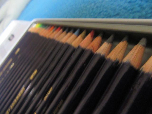 Caja 24 Lápices Derwent Inktense