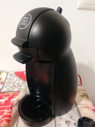 Cafetera Nescafé Dolce Gusto Negra