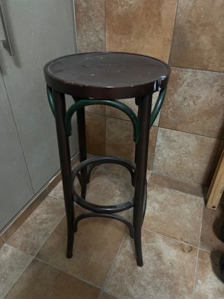 Taburete de madera vintage