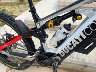 Bicicleta Eléctrica Ducati TK-01RR