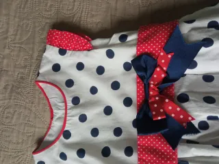 Vestido niña talla 24 meses.
