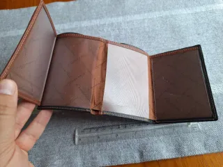 Cartera Castellani Negra y Marrón