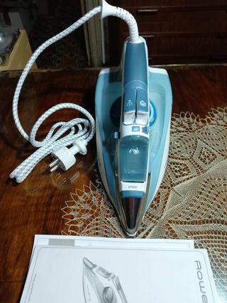 Plancha Rowenta Focus 2400W Vapor