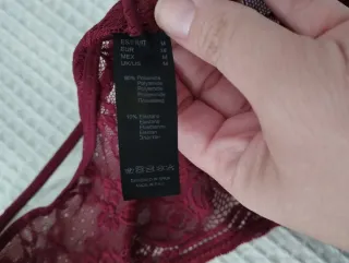 Conjunto lencería encaje burdeos