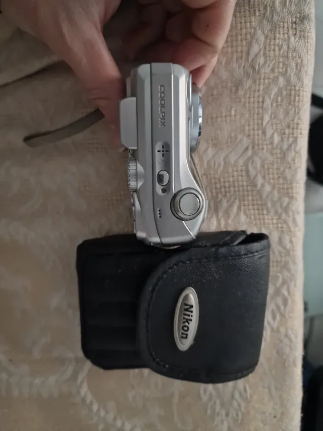 Cámara Digital Nikon Coolpix E3200