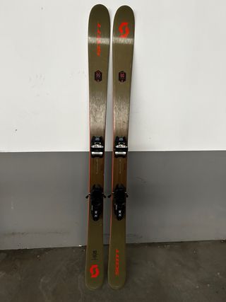 Lote de Esquís Variados