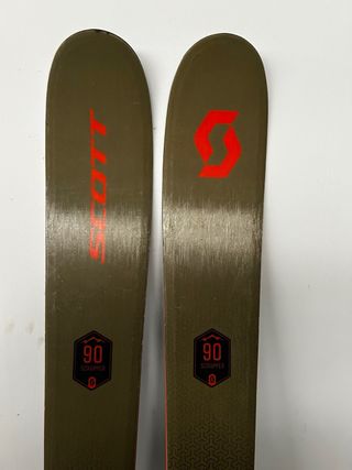 Lote de Esquís Variados