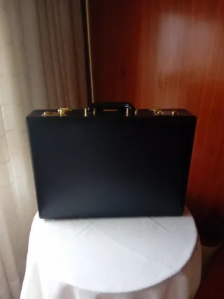 Maletín ejecutivo International negro