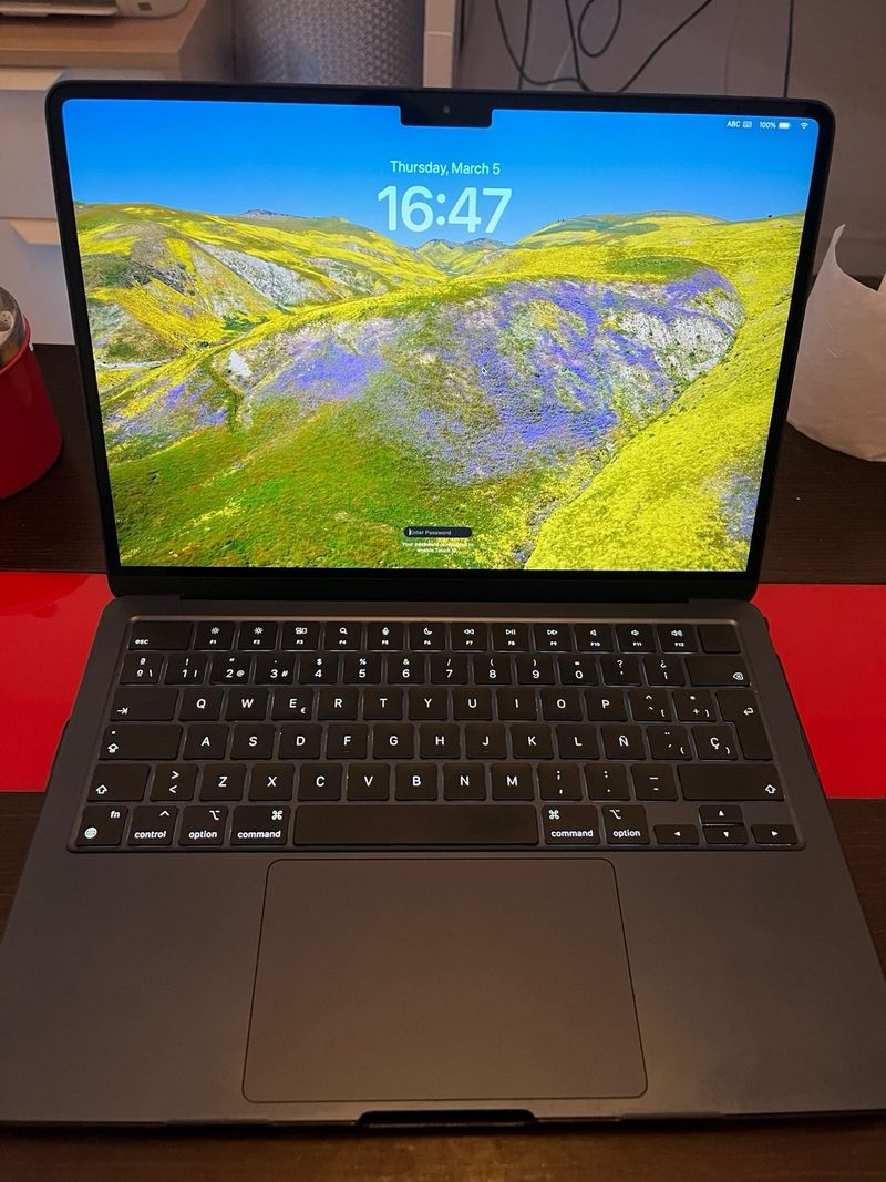 MacBook Air M2, 13.6, 16GB, 256GB, casi nuevo afbeelding 2