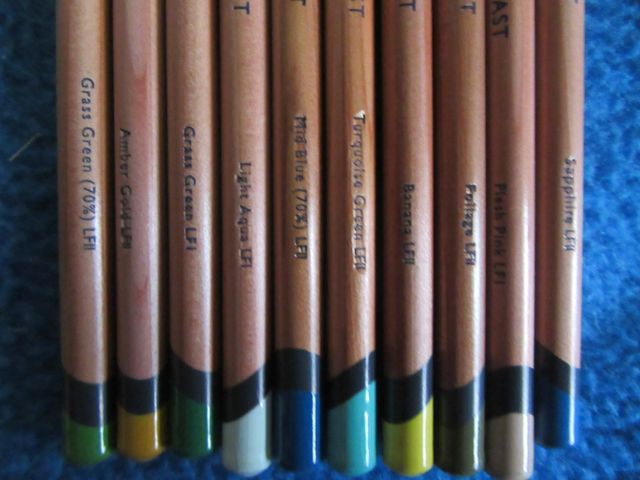 Derwent Lightfast.  lapices profesionales sueltos