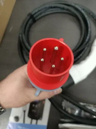 Estación Carga Coche Eléctrico AFYEEV