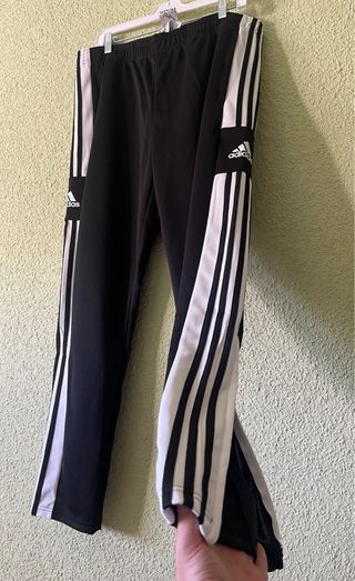 Pantalon chadal Adidas talla XL nuevo a estrenar.