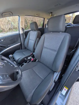 Toyota Corolla 2.2 D-4D Sport · 177 CV · 7 plazas