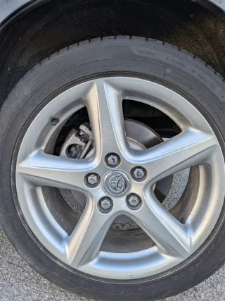 Toyota Corolla 2.2 D-4D Sport · 177 CV · 7 plazas