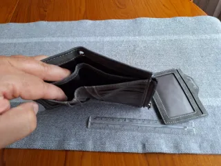 Cartera Marrón/Gris con Cremallera