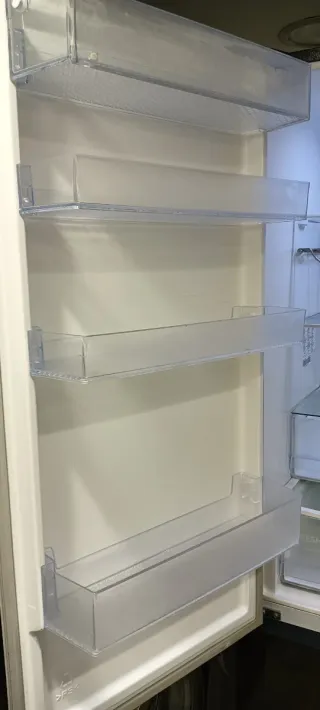 Nevera Hisense Negra No Frost energía A+