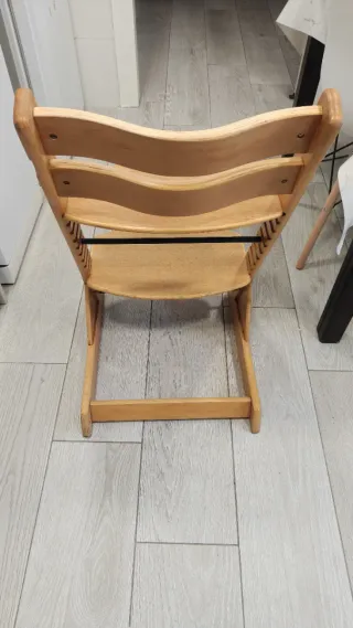 Silla evolutiva madera