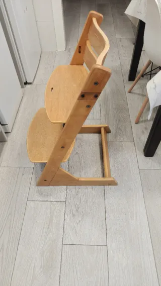 Silla evolutiva madera